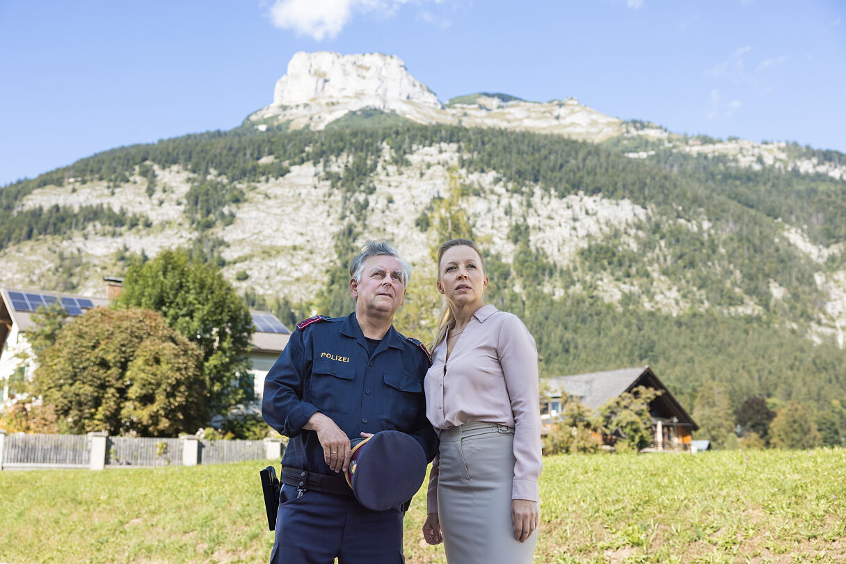 Johannes Silberschneider und Nina Proll in Letzter Jodler